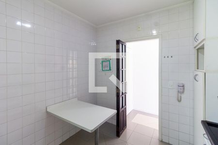 Apartamento para alugar com 61m², 2 quartos e 1 vagaBanheiro