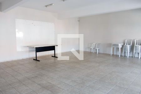 Apartamento para alugar com 61m², 2 quartos e 1 vagaÁrea comum - Salão de festas