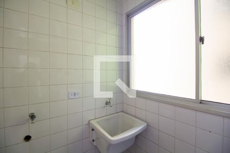 Apartamento para alugar com 61m², 2 quartos e 1 vagaDetalhe da área de serviço