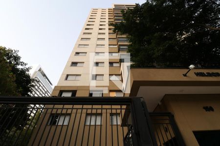 Apartamento para alugar com 71m², 2 quartos e 1 vagaFachada
