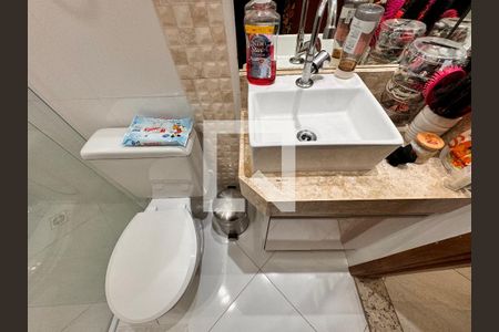 Apartamento à venda com 120m², 2 quartos e 2 vagasBanheiro da Suíte