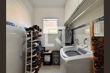 Apartamento à venda com 120m², 2 quartos e 2 vagasLavanderia