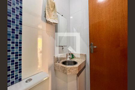 Apartamento à venda com 120m², 2 quartos e 2 vagasBanheiro de serviço