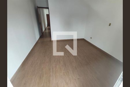 Casa à venda com 220m², 3 quartos e 6 vagas