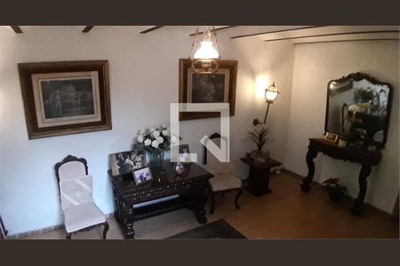 Casa à venda com 4 quartos, 470m² em Vila Madalena, São Paulo