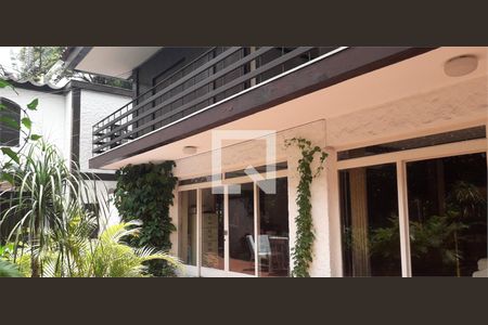 Casa à venda com 4 quartos, 470m² em Vila Madalena, São Paulo