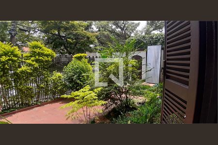 Casa à venda com 4 quartos, 470m² em Vila Madalena, São Paulo