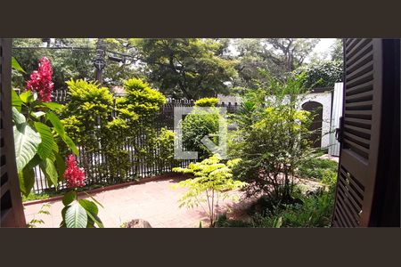 Casa à venda com 4 quartos, 470m² em Vila Madalena, São Paulo