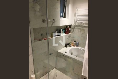 Apartamento à venda com 68m², 2 quartos e 1 vaga