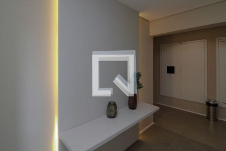 Hall de Entrada de apartamento à venda com 2 quartos, 35m² em Vila Ema, São Paulo