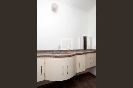 Apartamento à venda com 138m², 3 quartos e 1 vagaBanheiro 2