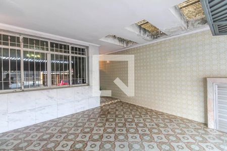 Casa à venda com 180m², 3 quartos e 2 vagasGaragem