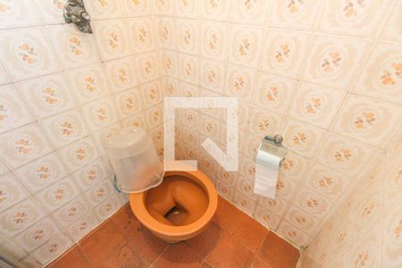 Casa à venda com 180m², 3 quartos e 2 vagasBanheiro/serviço