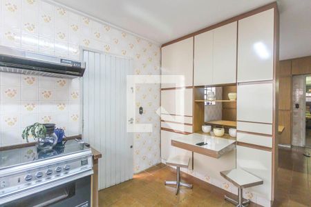 Casa à venda com 180m², 3 quartos e 2 vagasCozinha