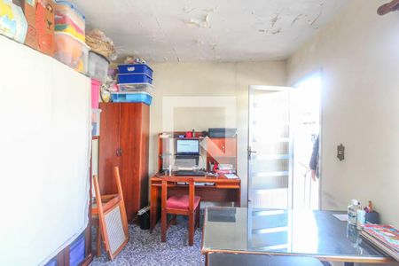 Casa à venda com 180m², 3 quartos e 2 vagasEdícula