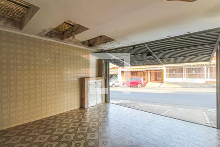 Casa à venda com 180m², 3 quartos e 2 vagasGaragem