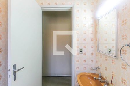 Casa à venda com 180m², 3 quartos e 2 vagasBanheiro