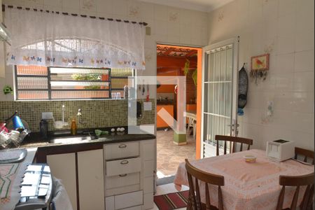 Casa à venda com 200m², 4 quartos e 3 vagasCozinha