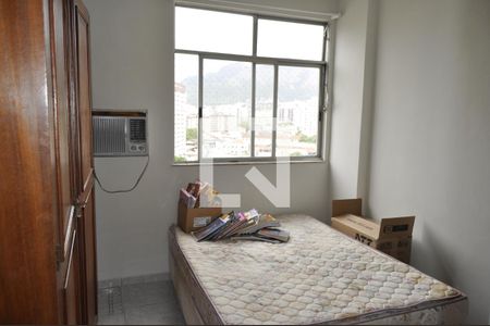 Apartamento à venda com 90m², 3 quartos e 1 vagaSuíte 