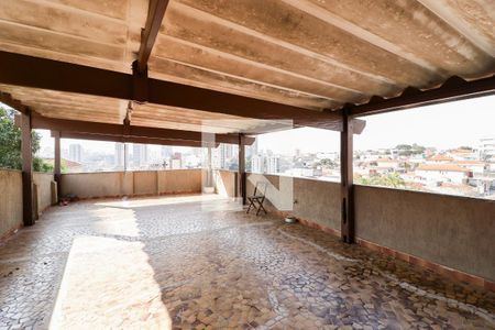 Casa à venda com 179m², 3 quartos e 2 vagasTerraço
