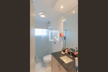 Apartamento à venda com 65m², 2 quartos e 1 vaga Apartamento à venda com 65m², 2 quartos e 1 vagaBanheiro