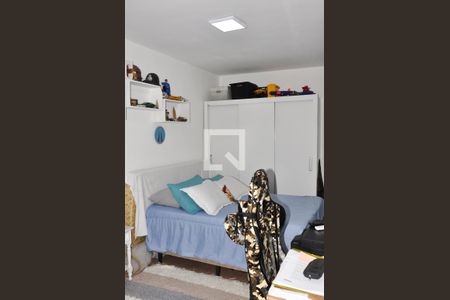 Casa à venda com 150m², 3 quartos e 4 vagas Casa à venda com 150m², 3 quartos e 4 vagasDetalhe - Quarto 01