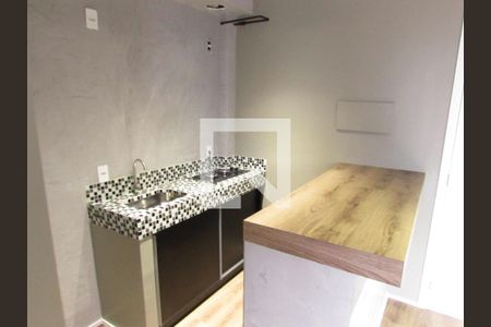 Sala/Cozinha de apartamento para alugar com 1 quarto, 24m² em Jardim Panorama, São Paulo
