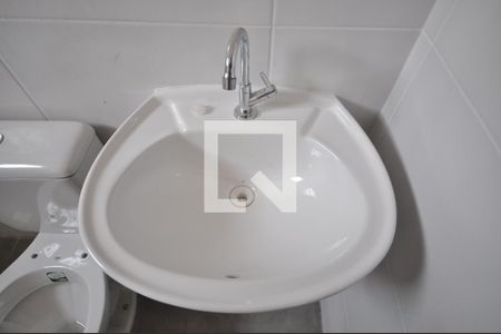 Casa para alugar com 80m², 2 quartos e sem vagaBanheiro Social