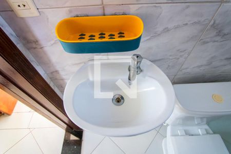 Casa para alugar com 140m², 3 quartos e 6 vagas Casa para alugar com 140m², 3 quartos e 6 vagasBanheiro social