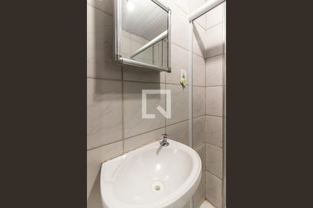 Banheiro de kitnet/studio para alugar com 1 quarto, 35m² em Vila Buarque, São Paulo