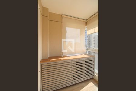 Varanda de apartamento à venda com 1 quarto, 45m² em Vila Lídia, Campinas