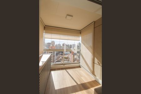 Varanda de apartamento à venda com 1 quarto, 45m² em Vila Lídia, Campinas