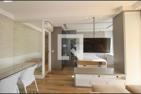 Sala de apartamento à venda com 1 quarto, 45m² em Vila Lídia, Campinas