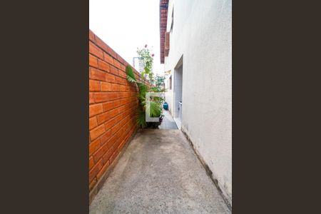 Casa à venda com 144m², 3 quartos e 3 vagasCorredor Lateral