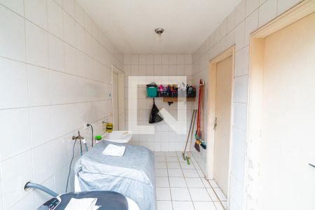 Casa à venda com 144m², 3 quartos e 3 vagasLavanderia