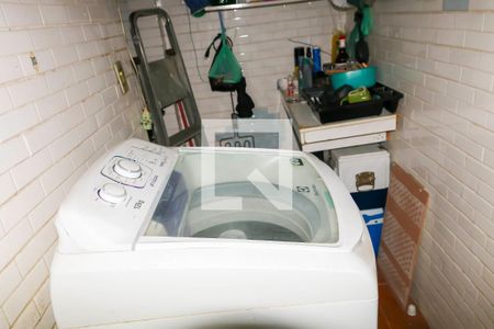 Apartamento à venda com 75m², 2 quartos e 1 vaga Apartamento à venda com 75m², 2 quartos e 1 vagaÁrea de Serviço