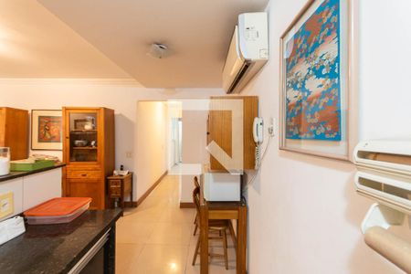 Apartamento à venda com 120m², 3 quartos e sem vagaCozinha