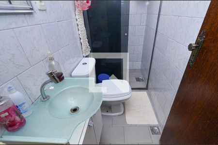 Casa à venda com 267m², 4 quartos e 4 vagasBanheiro social