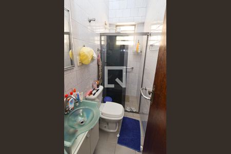 Casa à venda com 267m², 4 quartos e 4 vagasBanheiro social2