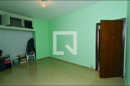 Casa à venda com 267m², 4 quartos e 4 vagasQuarto4