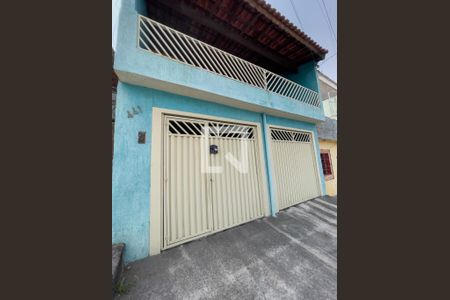 Casa à venda com 150m², 2 quartos e 2 vagasFachada