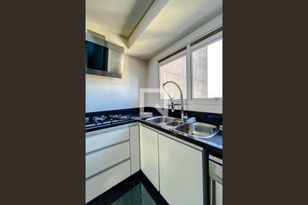 Apartamento para alugar com 168m², 3 quartos e 3 vagasCozinha