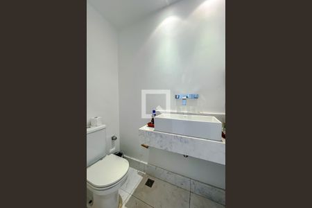 Apartamento para alugar com 168m², 3 quartos e 3 vagasLavabo