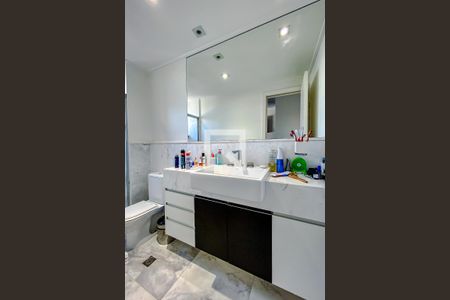 Apartamento para alugar com 168m², 3 quartos e 3 vagasBanheiro da Suíte 3