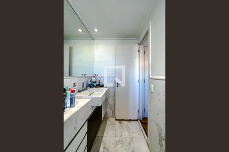 Apartamento para alugar com 168m², 3 quartos e 3 vagasBanheiro da Suíte 3