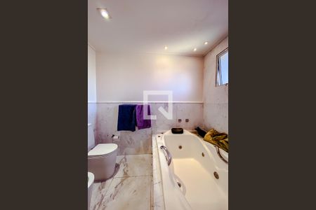 Apartamento para alugar com 168m², 3 quartos e 3 vagasBanheiro da Suíte 2