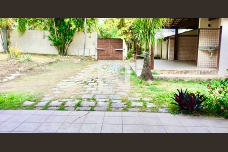 Casa à venda com 3 quartos, 720m² em Piratininga, Niterói