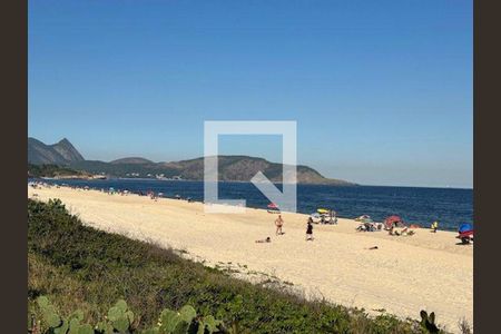 Casa à venda com 3 quartos, 720m² em Piratininga, Niterói