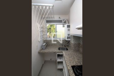 Apartamento à venda com 50m², 2 quartos e 1 vagaCozinha e Área de Serviço