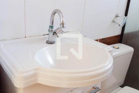 Casa para alugar com 50m², 1 quarto e 1 vaga Casa para alugar com 50m², 1 quarto e 1 vagaBanheiro